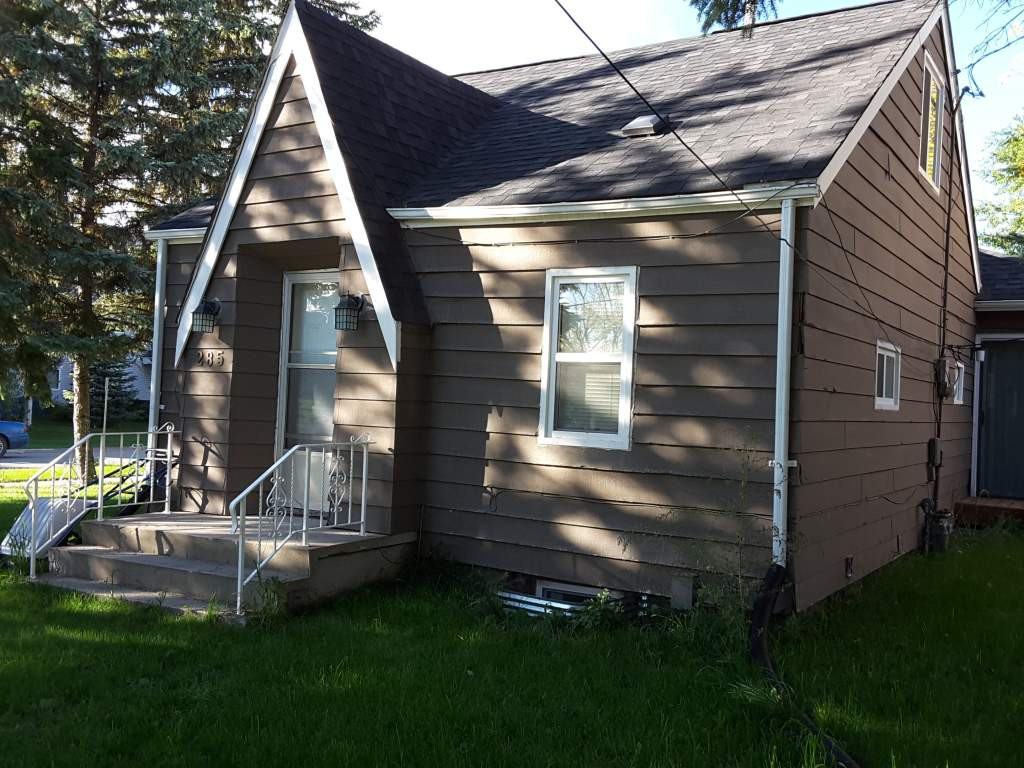 285 Loewen Boulevard Apartments 285 Loewen Blvd, Steinbach, MB R5G