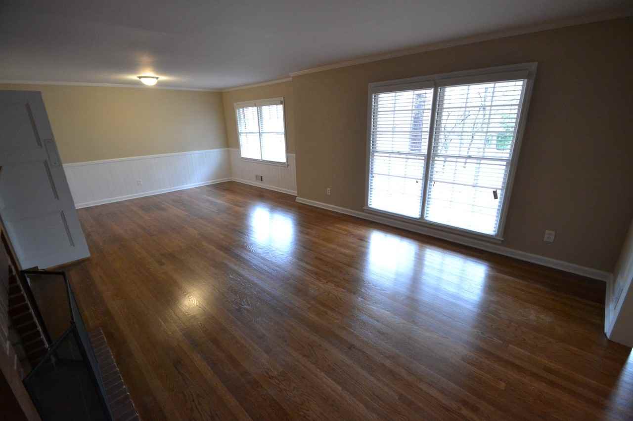 2511 Meadow Lark Dr - Photo 3 of 11