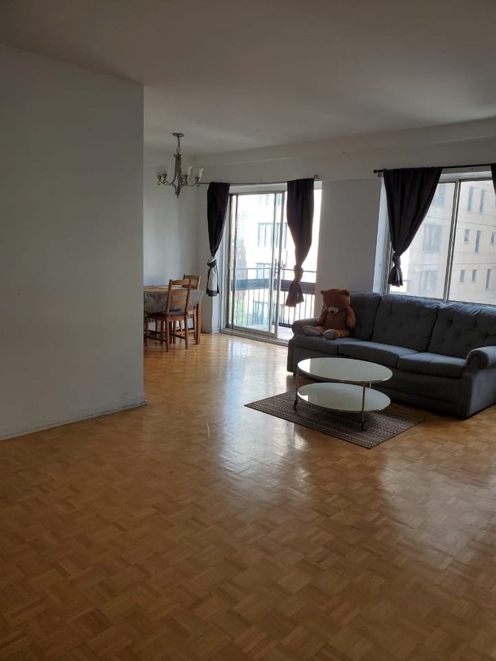 2300 Rue St Mathieu - Photo 3 of 10