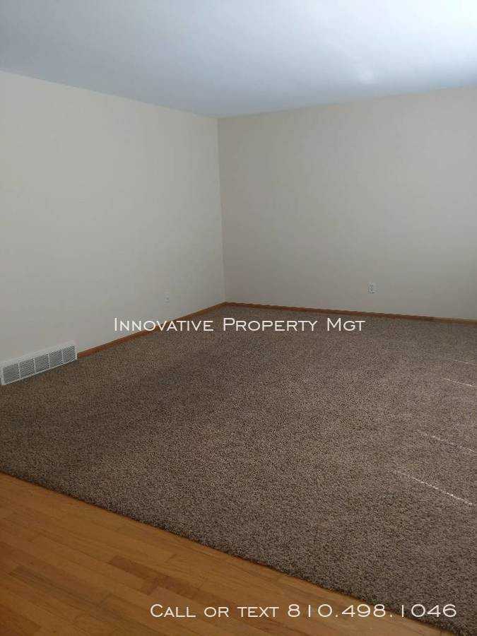1143 Springview Dr - Photo 2 of 25