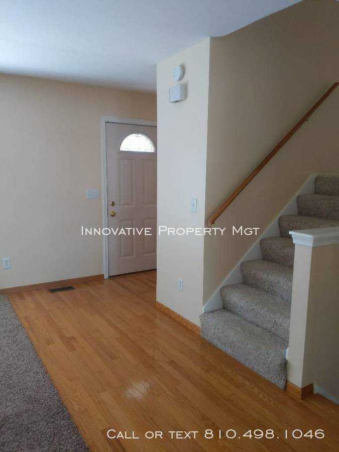 1143 Springview Dr - Photo 3 of 25