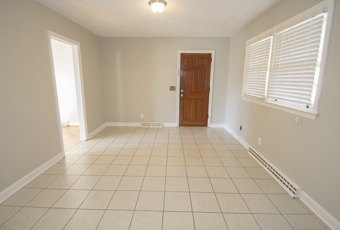 116 Sandy Ln - Photo 3 of 8