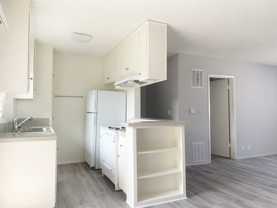 1642 Barry Ave #14 - Photo 1 of 1