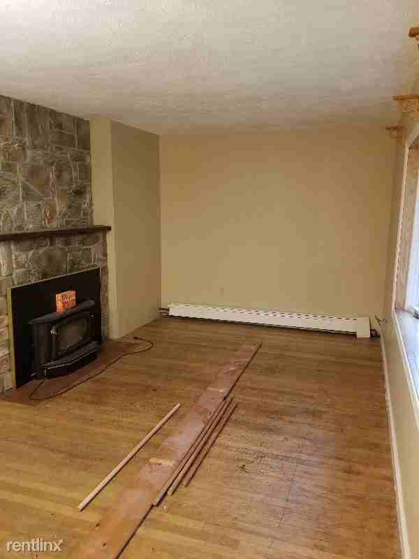 18 Perry St - Photo 2 of 8
