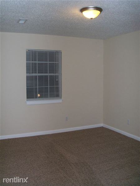 The Plantation Apartments - Photo 2 of 10