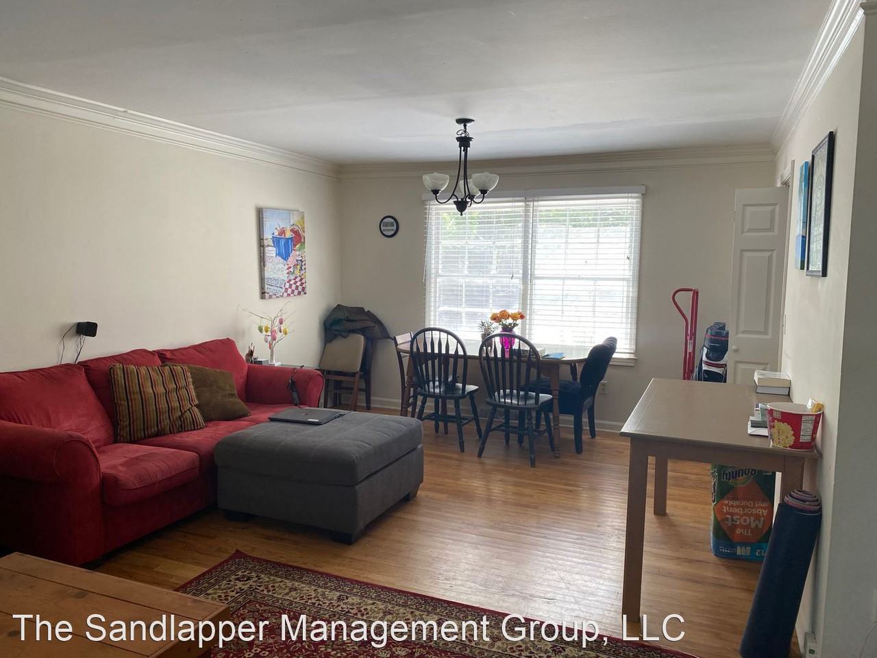 63 Wagner Ave - Photo 3 of 9