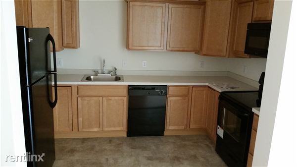 107 Croton Ave - Photo 2 of 3