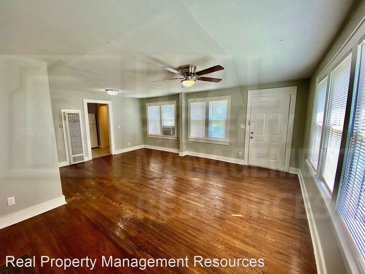 901 N Ellison Ave - Photo 2 of 11