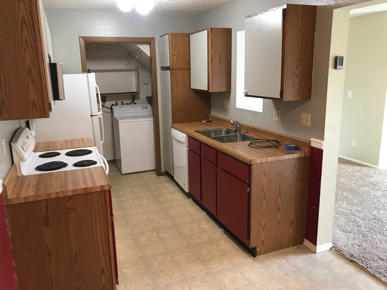 2612 17th Ct W - Photo 3 of 7