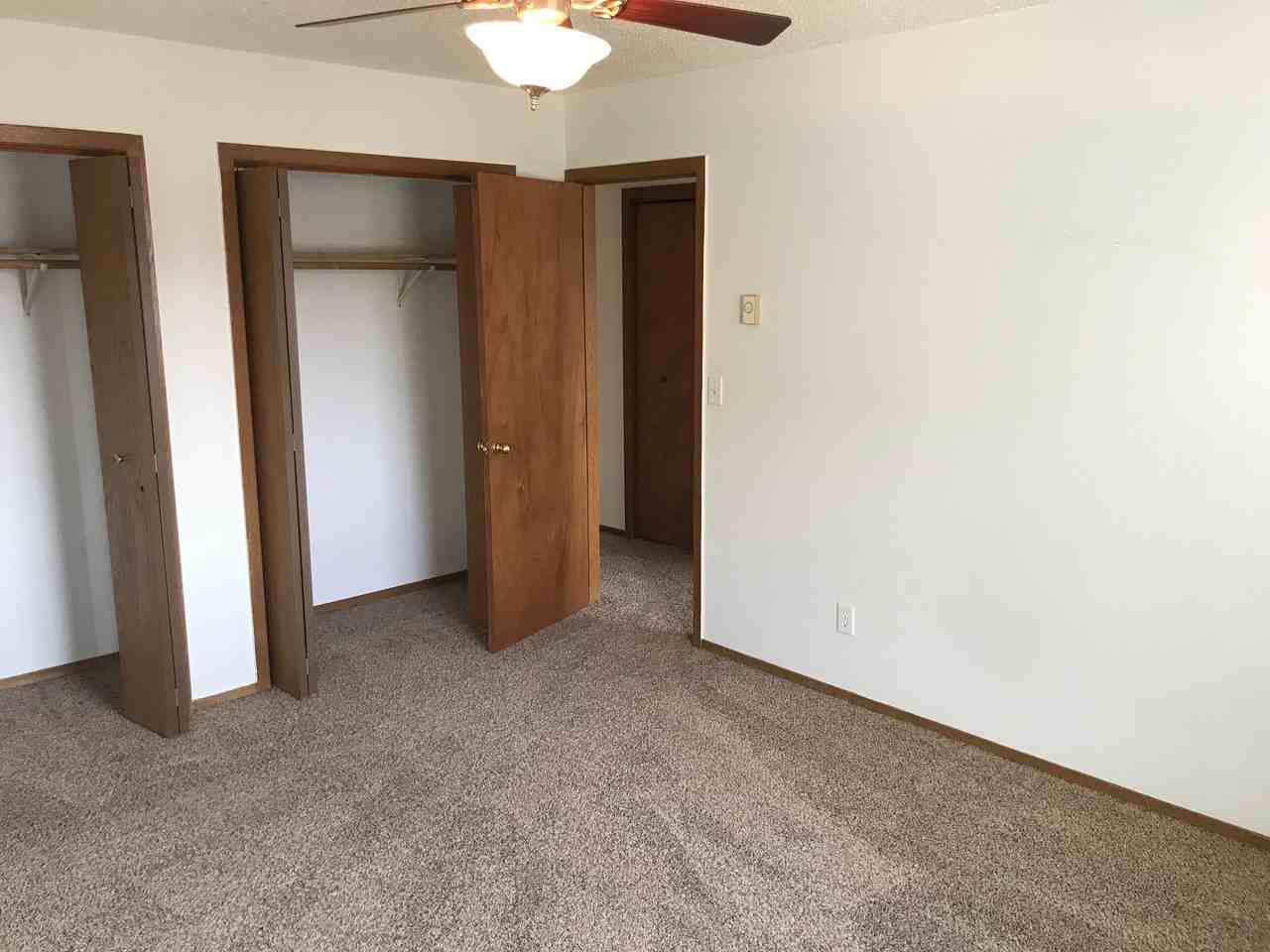 2612 17th Ct W - Photo 4 of 7