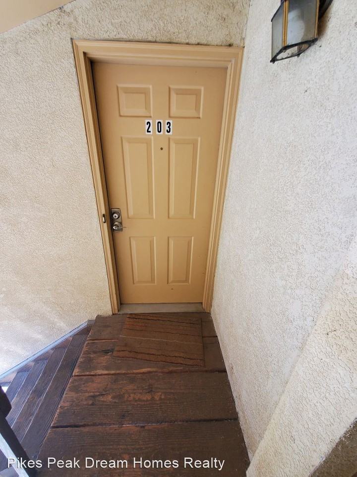 918 Tenderfoot Hill Rd #203 - Photo 3 of 16