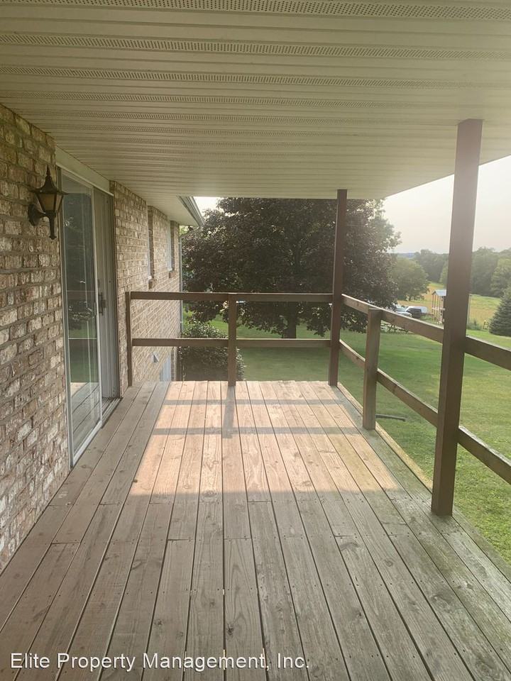 1774 Seitzville Rd - Photo 2 of 4