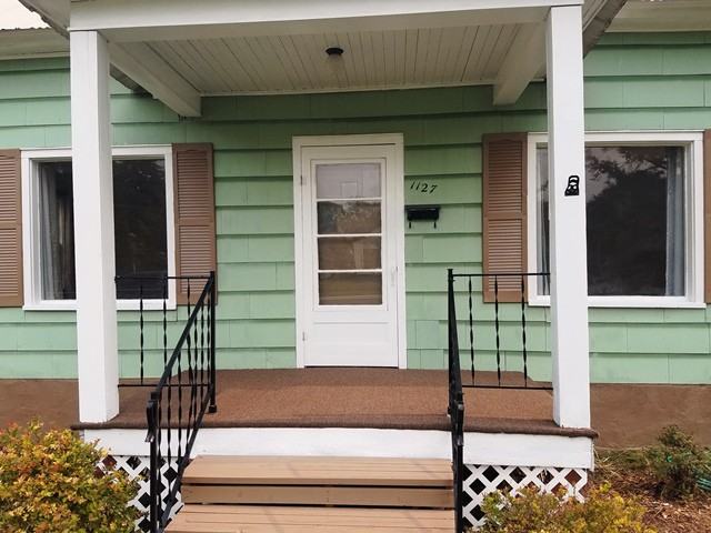 1127 4th Ave E - Photo 2 of 19