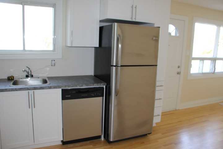 118A Glamorgan Dr - Photo 3 of 10