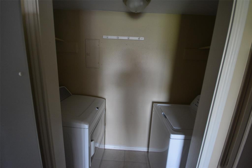 8263 8263 Sands Point Drive 170 - Photo 3 of 14