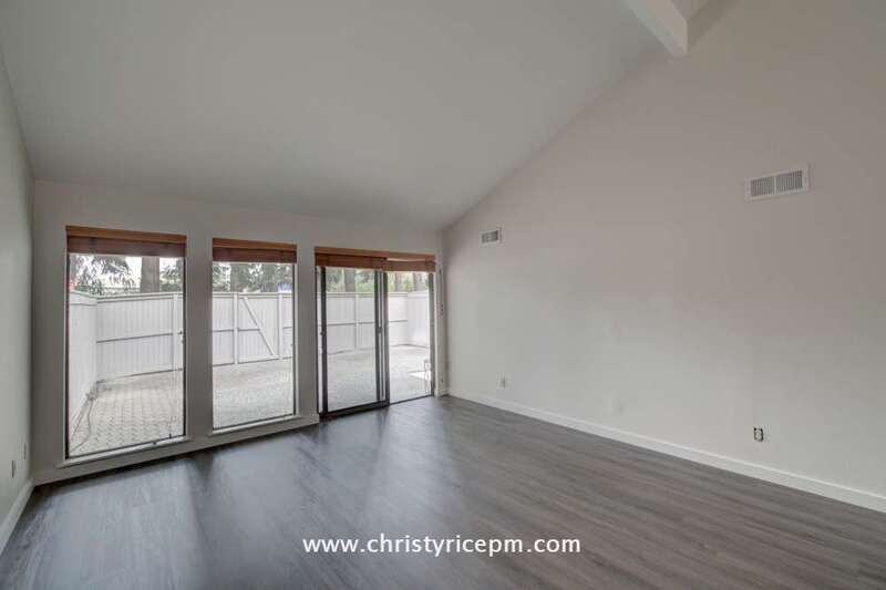 14306 Ne 2nd Pl - Photo 3 of 12