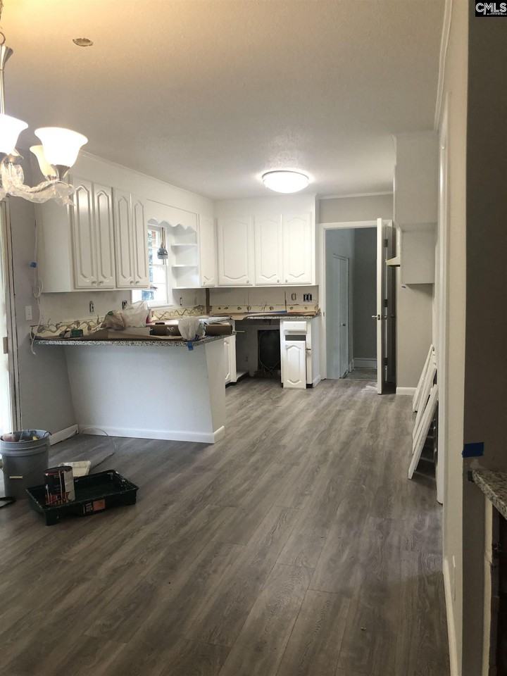 2510 Midland Dr - Photo 3 of 6