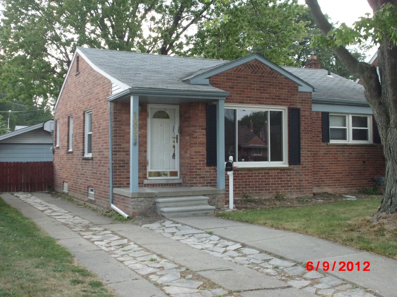 10033 Inkster Rd - Photo 2 of 18