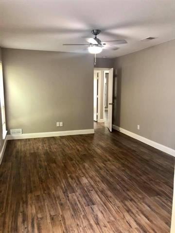 1419 Willow Run Dr - Photo 5 of 27