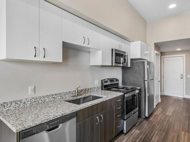 1609 Sw Chandler Ave - Photo 4 of 36