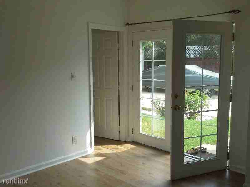 6445 W 87th St - Photo 2 of 12