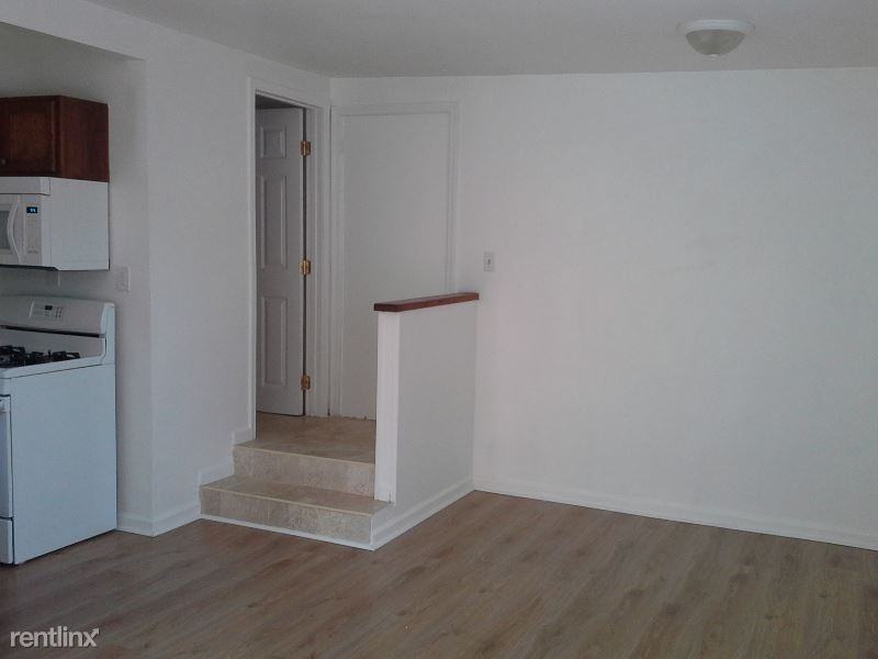 6445 W 87th St - Photo 3 of 12