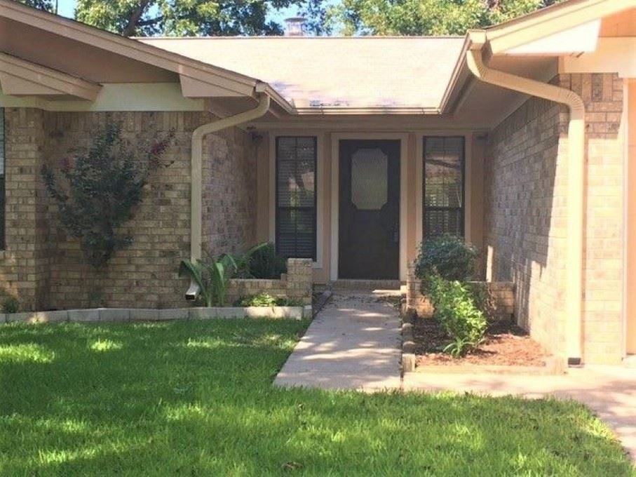 348 San Saba St - Photo 2 of 2