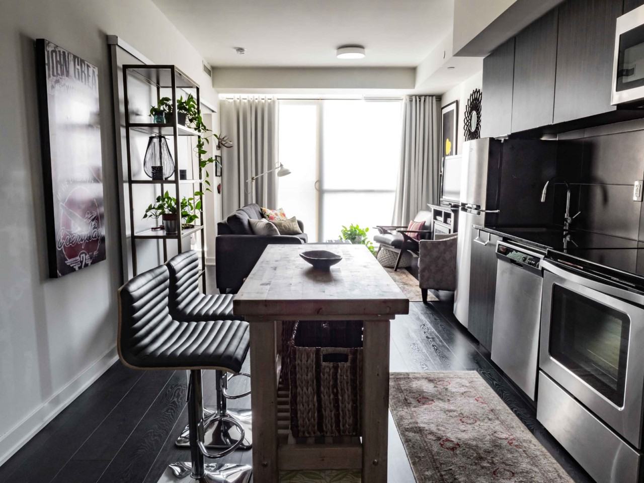 Parkview Gardens & Bloor St W