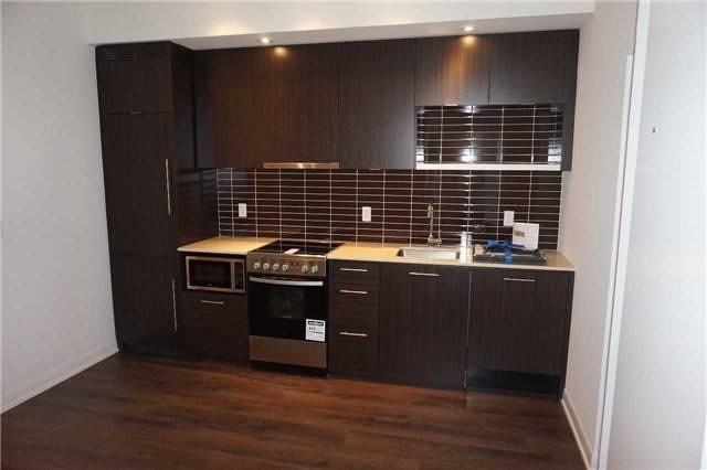425 Richmond Street West #514 - Photo 3 of 10