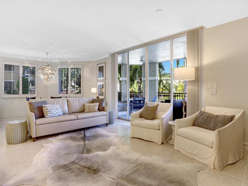 2738 Tiburon Blvd E - Photo 3 of 10