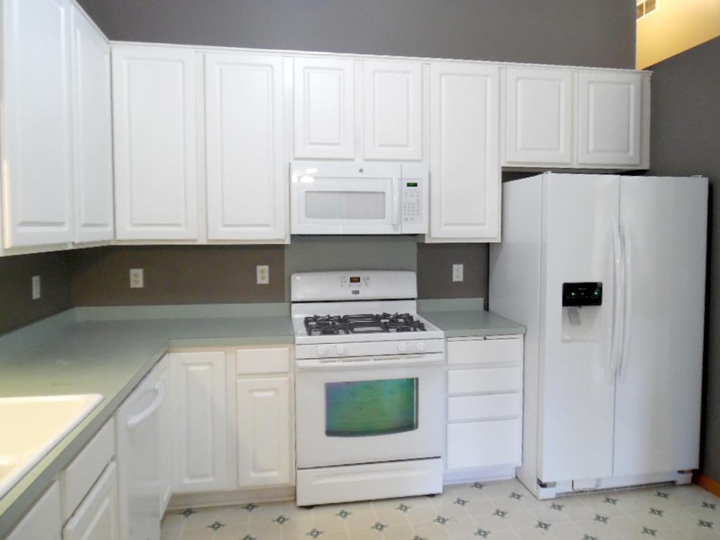 7414 Bolton Way - Photo 3 of 16