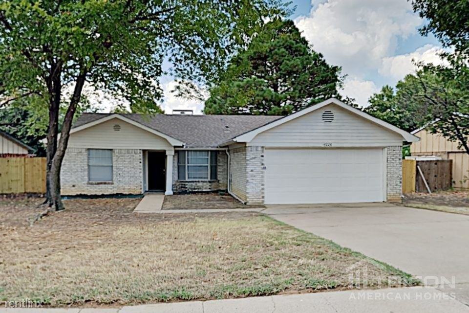 4220 Annies Ln - Photo 2 of 12