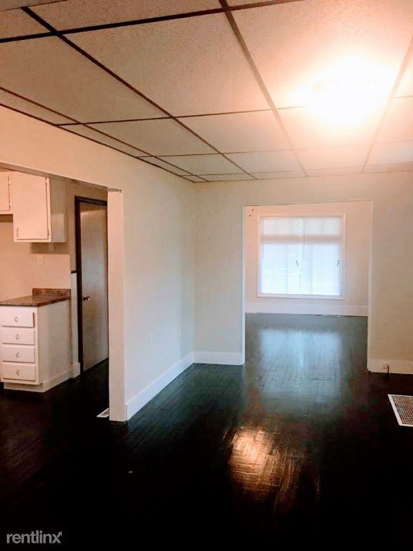 126 Caroline Ave - Photo 2 of 4