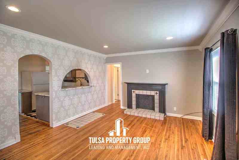 3807 E 22nd St - Photo 2 of 13