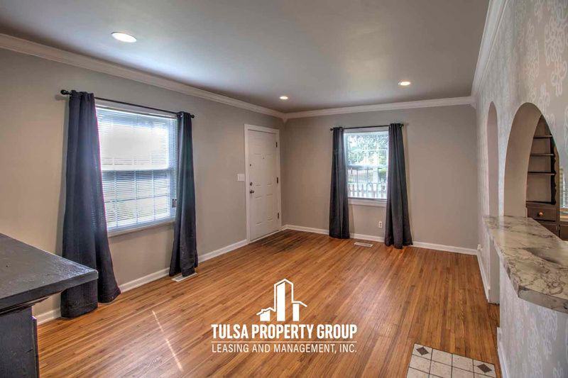 3807 E 22nd St - Photo 3 of 13