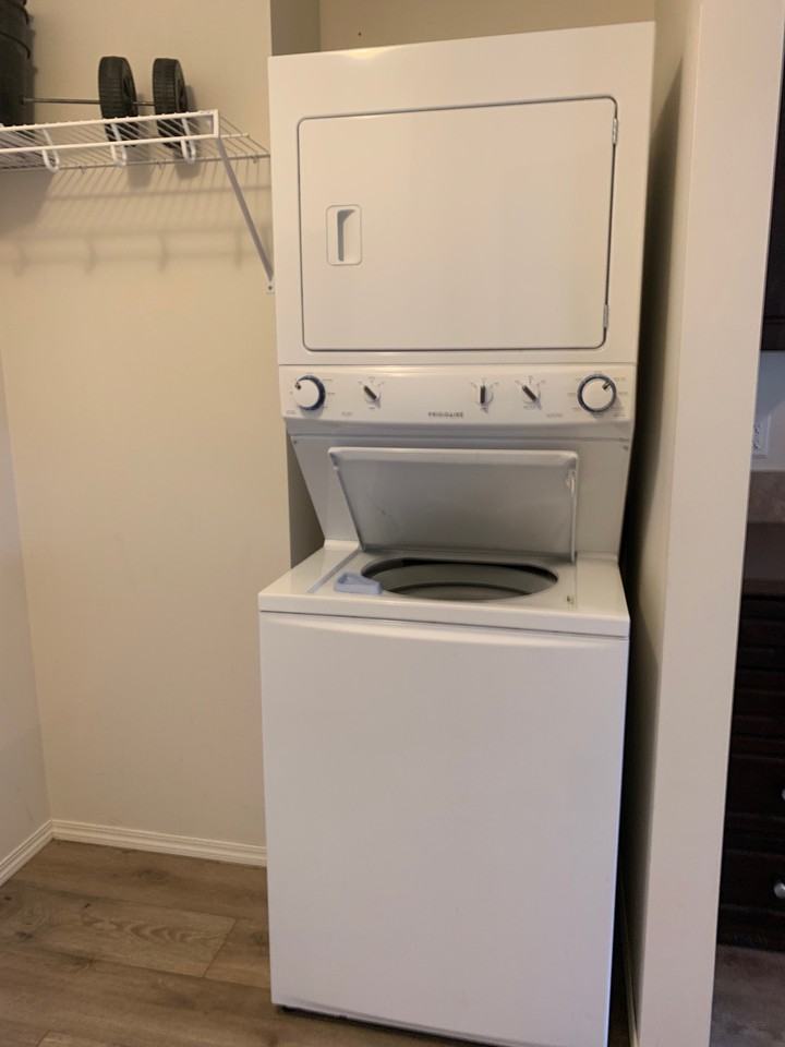 101 Carlyle Avenue #202 - Photo 3 of 11