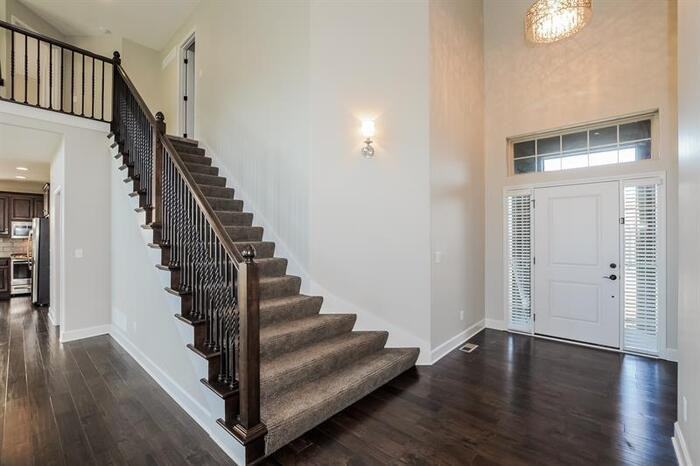 13317 W 172nd St - Photo 2 of 10