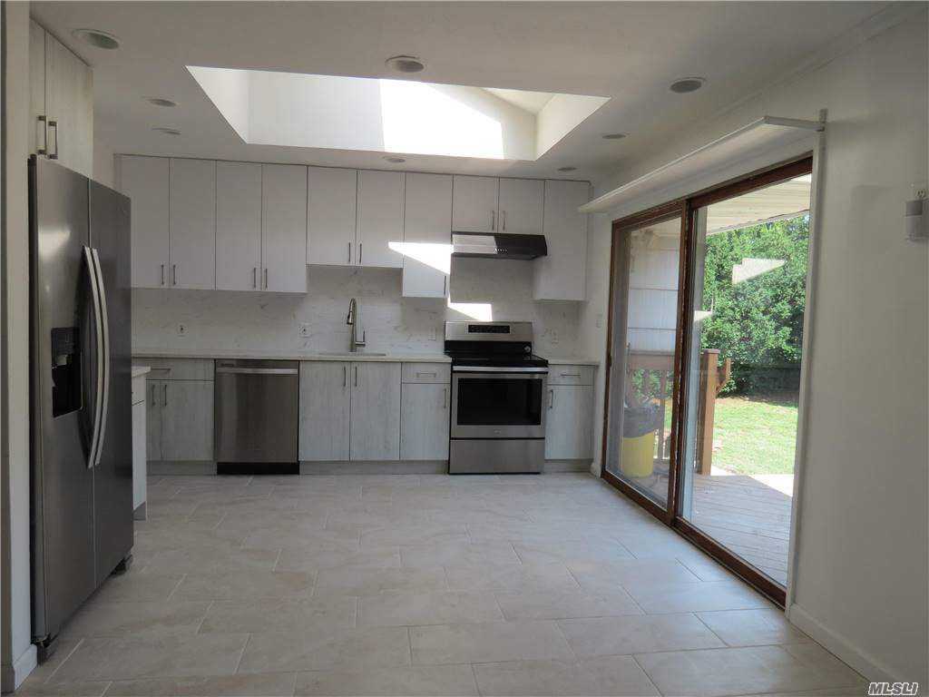 34 Magnolia Ln - Photo 3 of 16