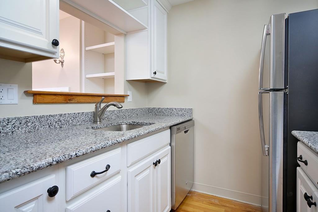 25 Phillips St #1 - Photo 3 of 7