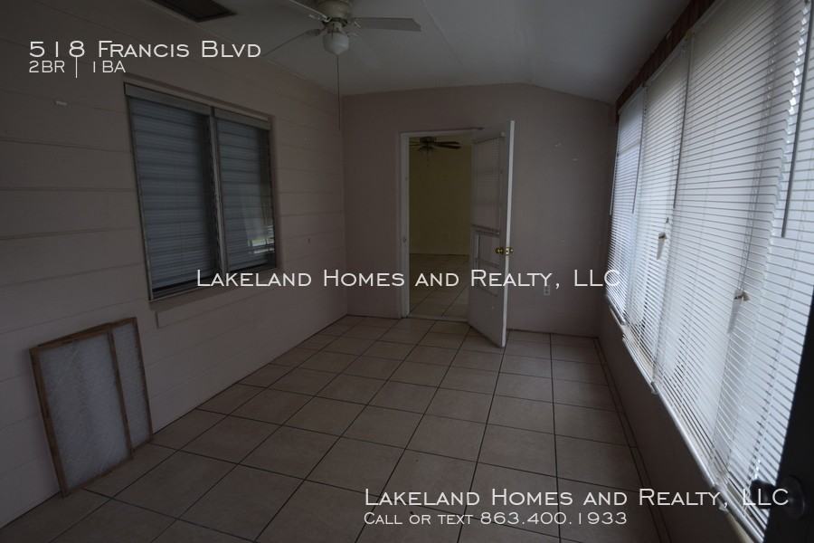 518 Francis Blvd - Photo 2 of 14