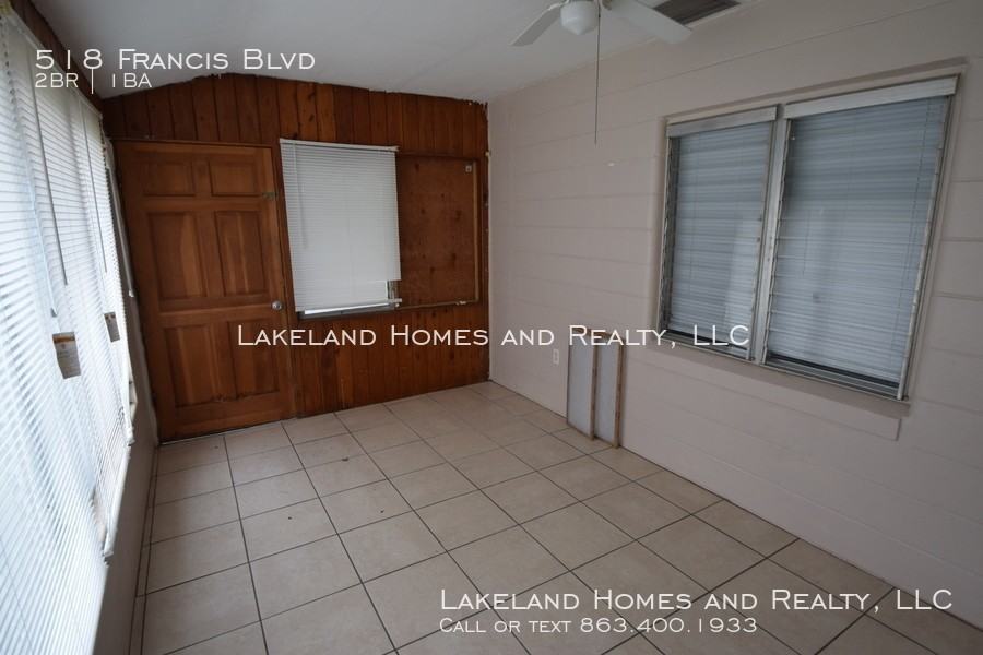 518 Francis Blvd - Photo 3 of 14