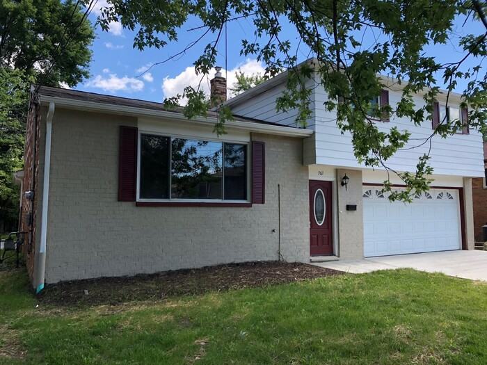 761 Edwards Dr - Photo 2 of 25