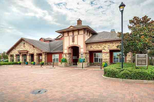 Olympus Katy Ranch - Photo 3 of 44