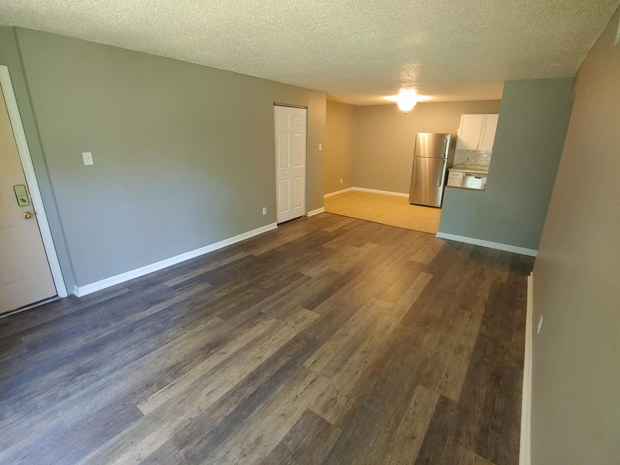 2844 Blackforest Dr #D - Photo 3 of 14