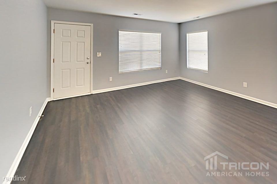 1799 Red Bird Cir - Photo 3 of 17