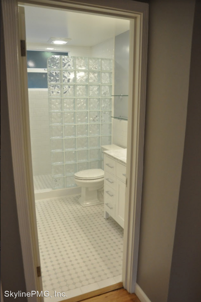 472-474 Corbett Ave - Photo 2 of 21