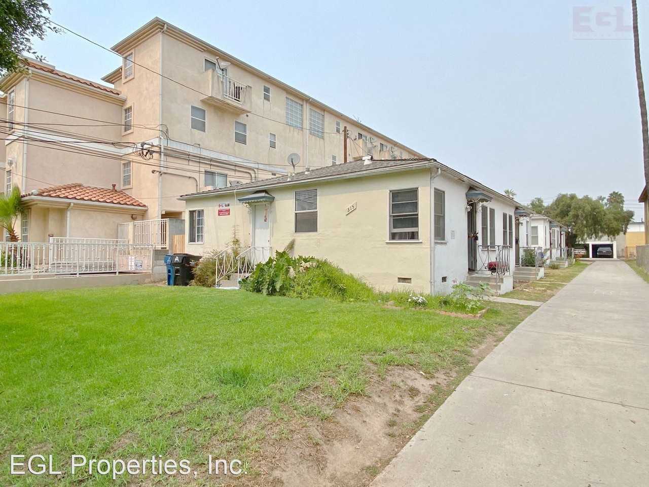 315 W Queen St - Photo 2 of 7