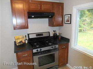 331 Belmore Dr - Photo 2 of 6