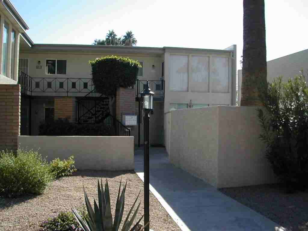 6941 E 4th St #1 - Photo 2 of 8