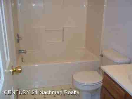 3320 Pinecrest Cir - Photo 2 of 6